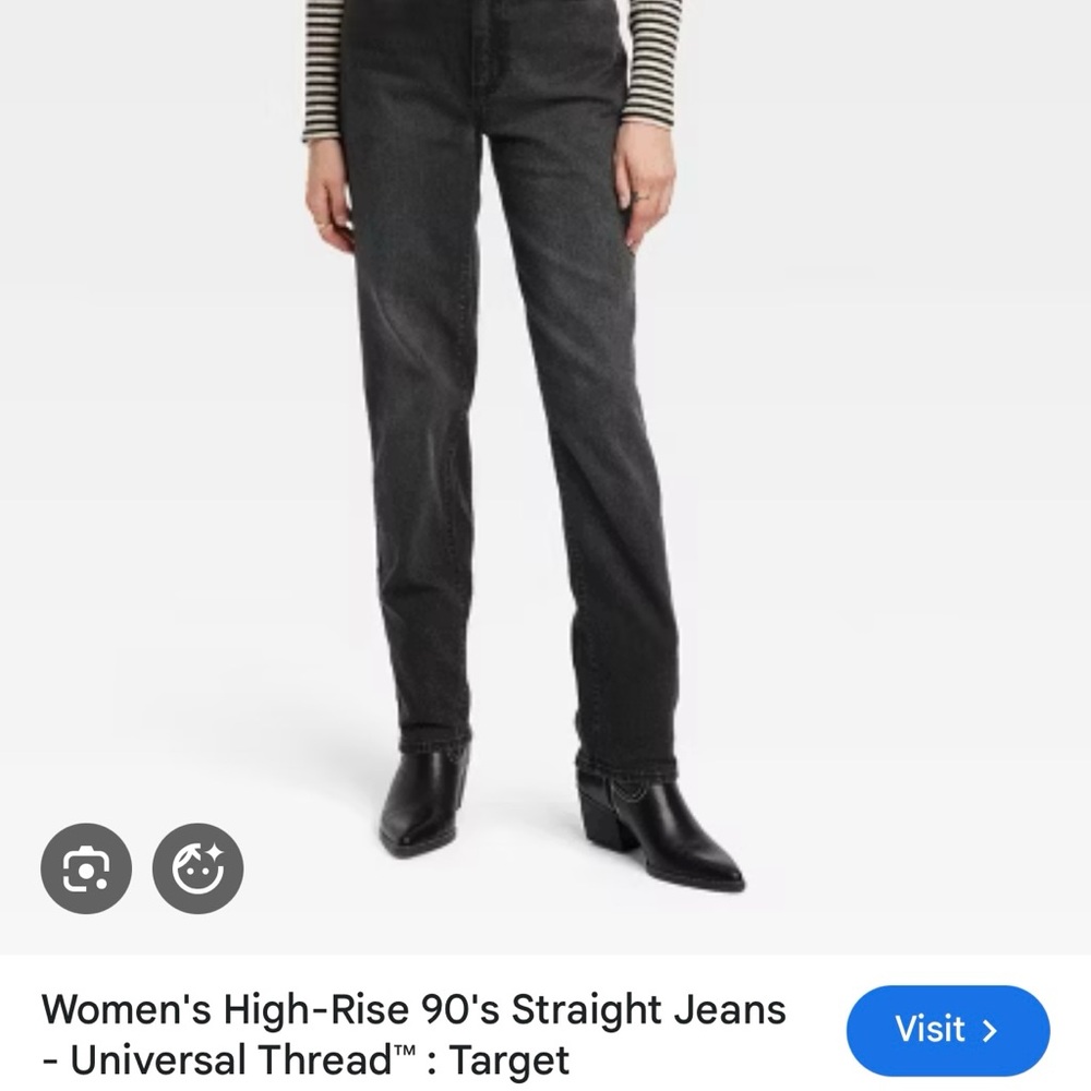 Universal Thread Women’s High-Rise 90s Straight Leg Jeans in Black Wash